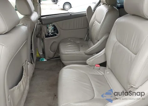 2006 Toyota Sienna Xle z USA, uszkodzony, nr VIN 5TDBA22C76S069086